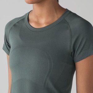 EUC Swiftly Tech Short Sleeve Crew Dark Forest